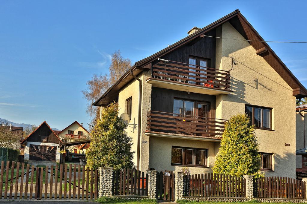 Pod Dubom Apartamento Liptovský Mikuláš Exterior foto